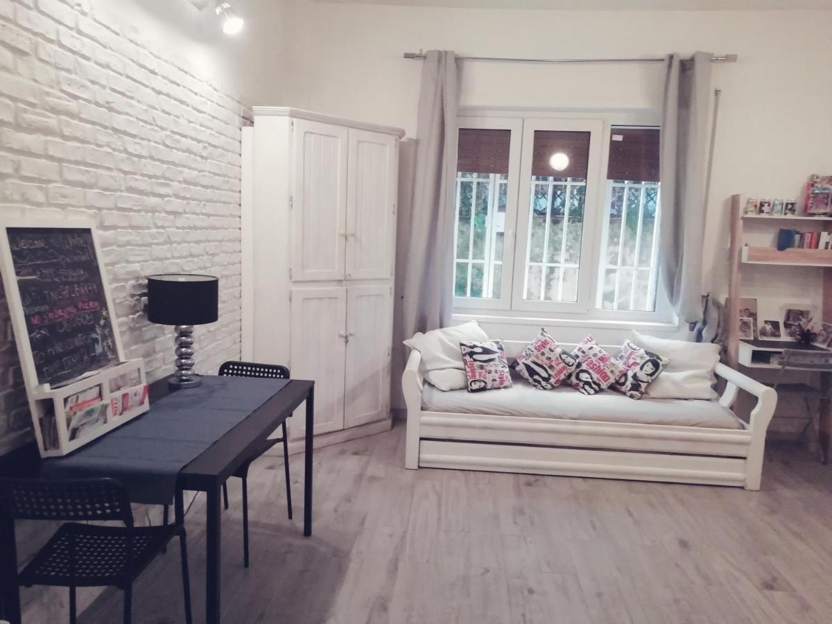 White Apartment Rome Bagian luar foto