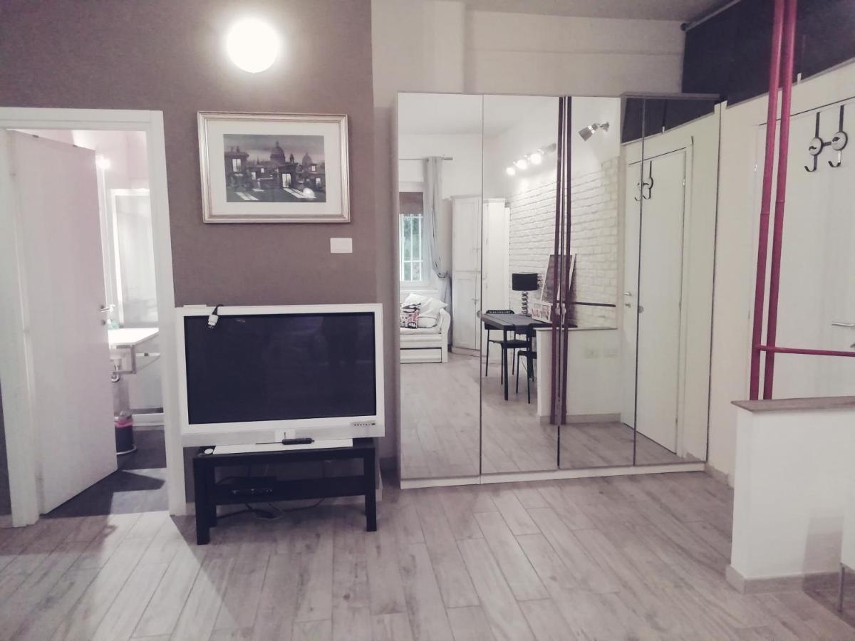 White Apartment Rome Bagian luar foto