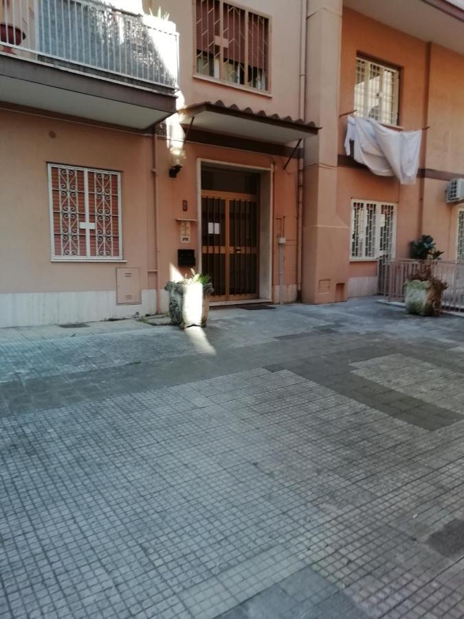 White Apartment Rome Bagian luar foto
